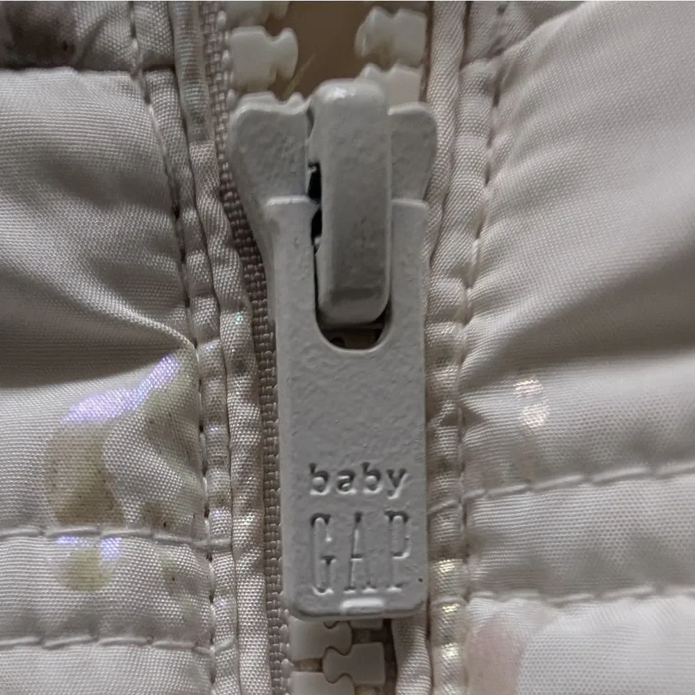 Gap White Iridescent Unicorn Vest size 5
